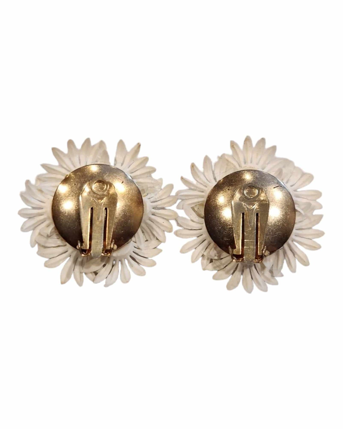 Featherweight Daisy Earring & Brooch Set