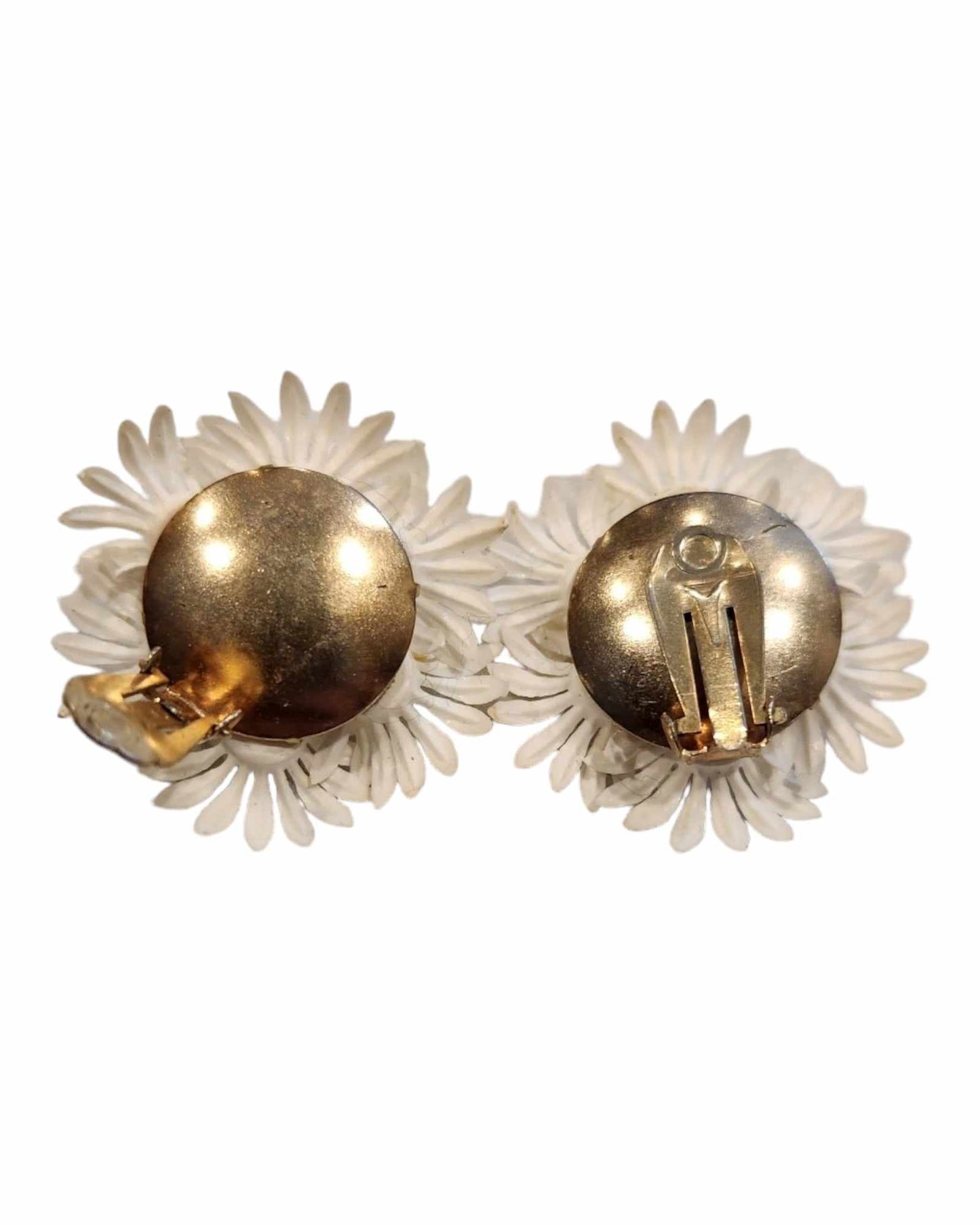 Featherweight Daisy Earring & Brooch Set