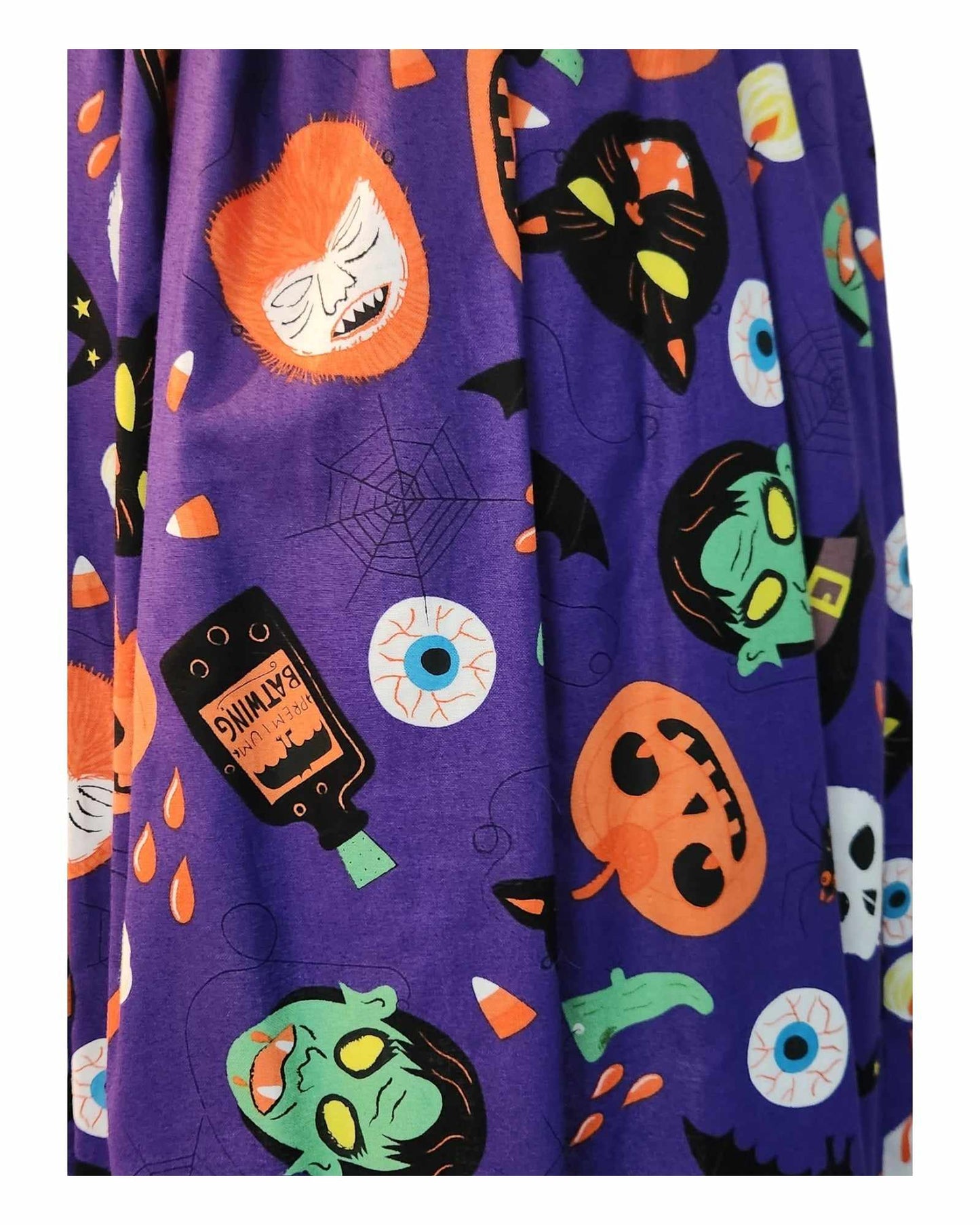 Batwings & Eyeballs - 32" Pleated Skirt With Pockets